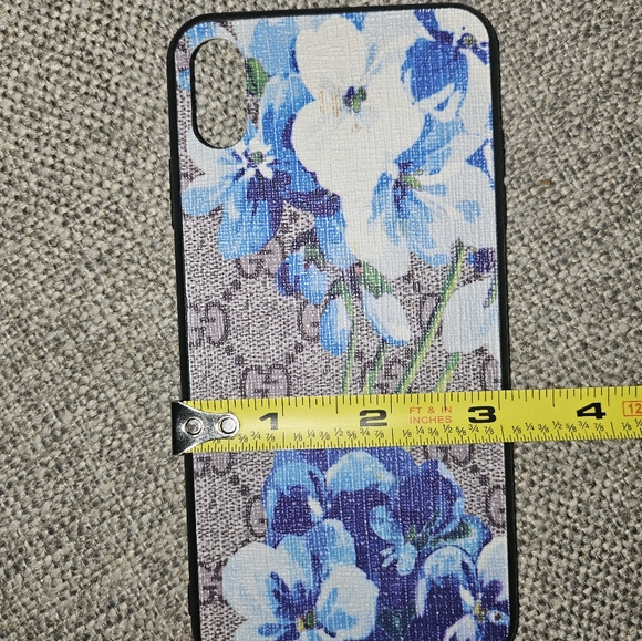 Phone case - Picture 4 of 5